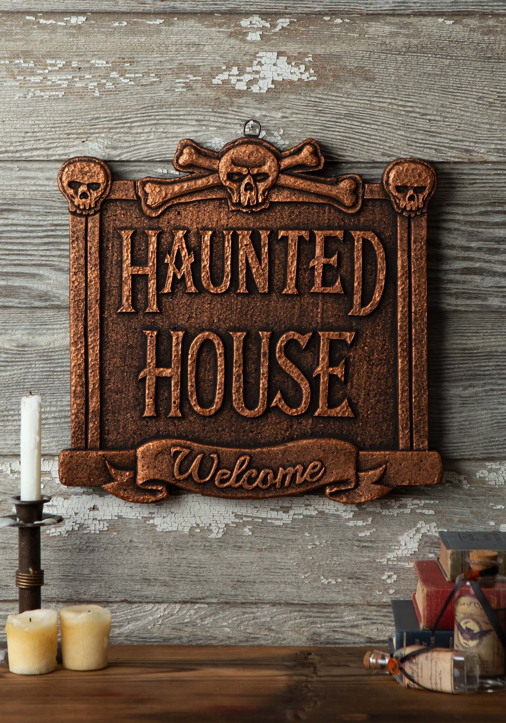 13″ Haunted House Sign Decoration
