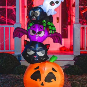 5FT Tall Large Spooky Family Inflatable Decoration