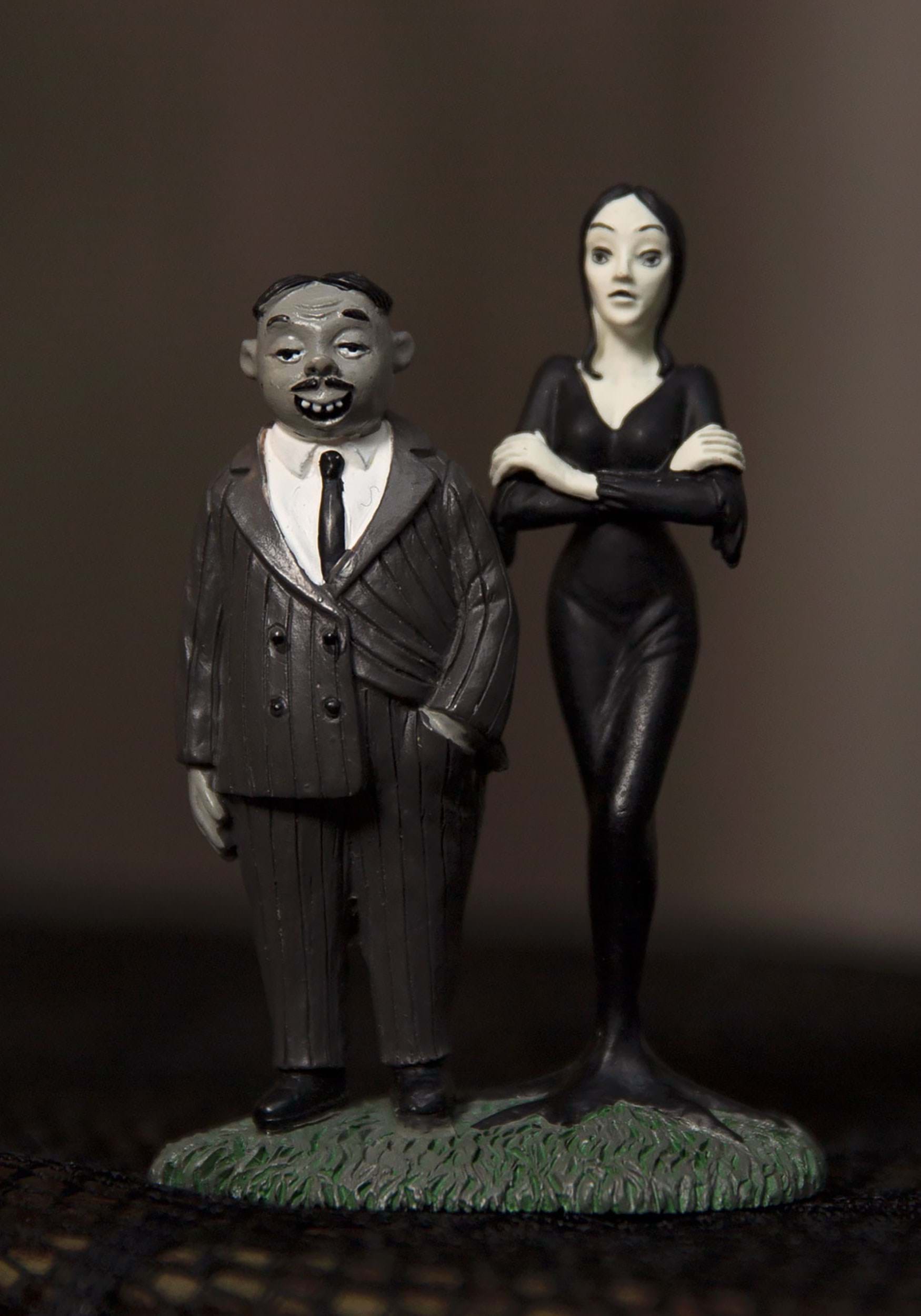 Gomez and Morticia Figure – Addams Family