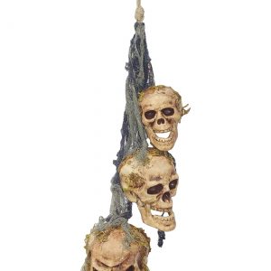 Hanging Rotten Skulls Halloween Decoration