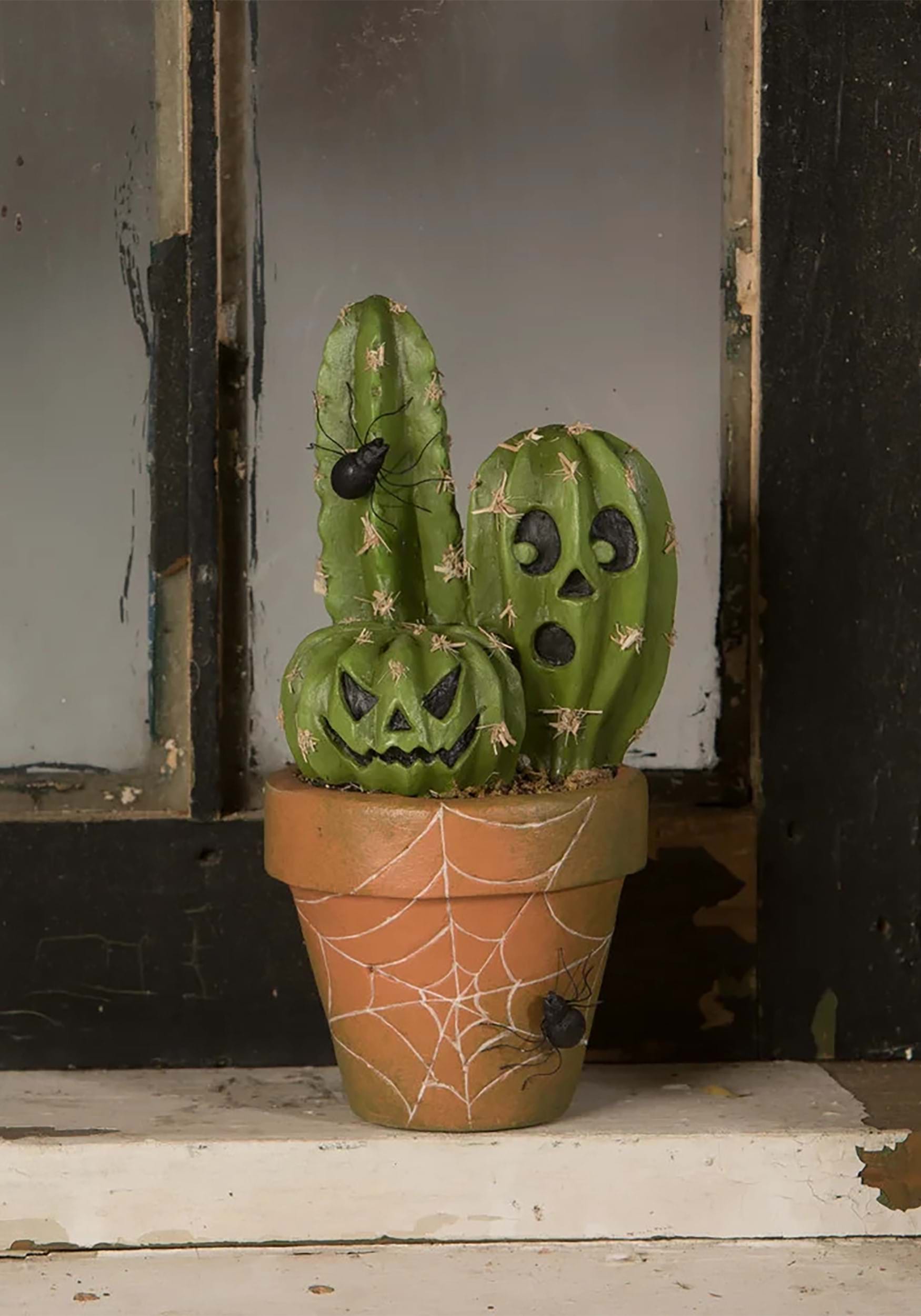 Potted Cacti O’ Lantern Prop