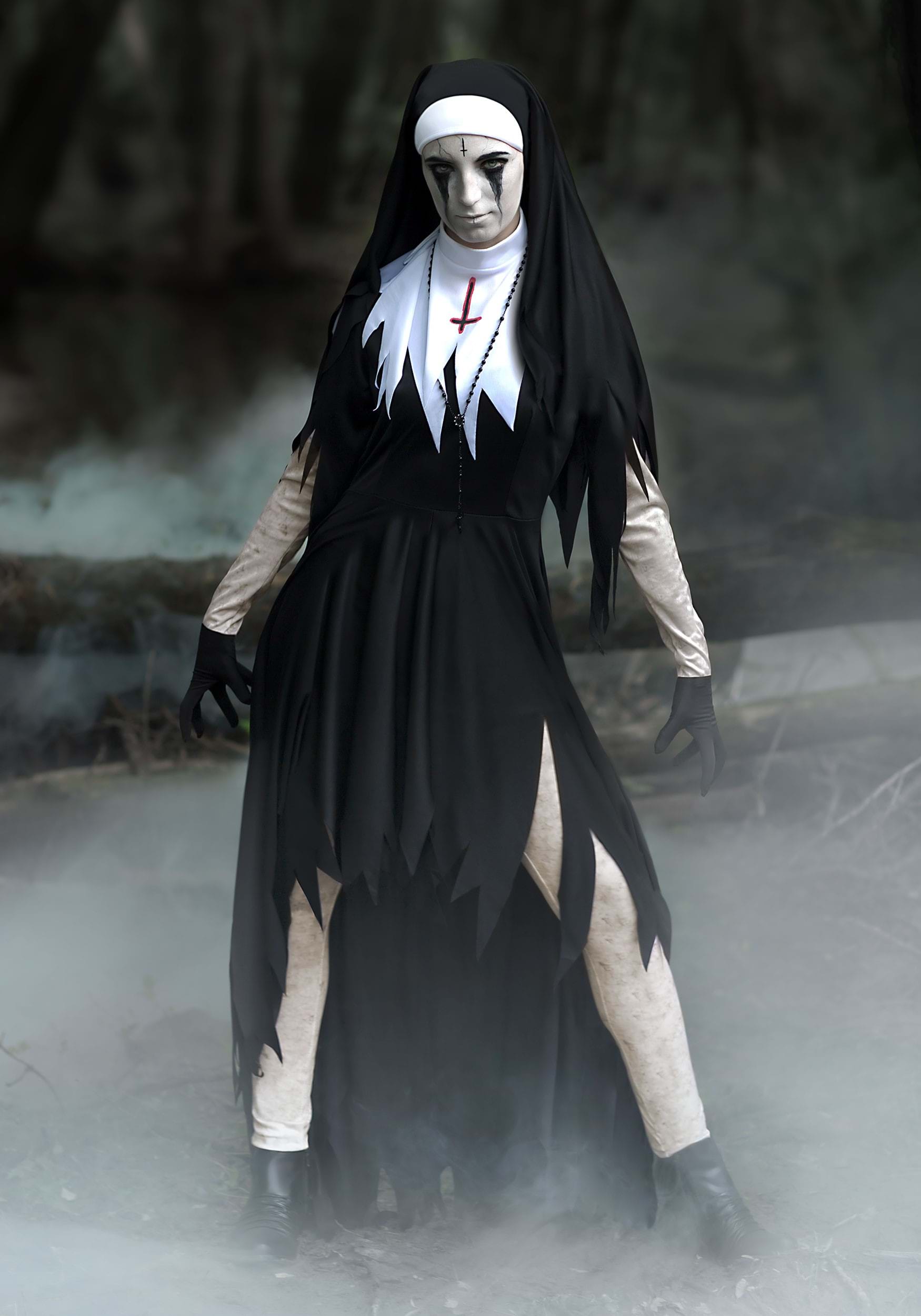 Women’s Dreadful Nun Costume